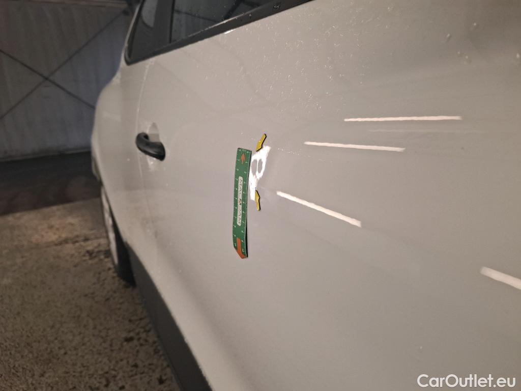  Renault  Clio RENAULT  Société VU 5p Berline Air dCi 75 #15