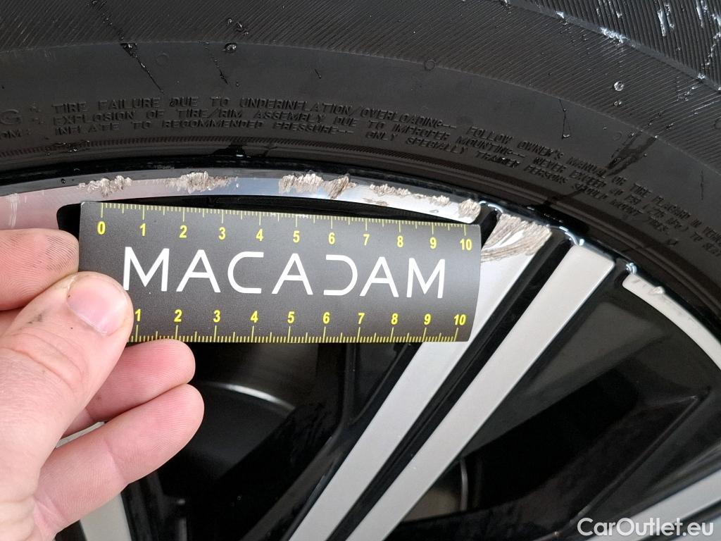  Volvo  XC90 VOLVO  / 2019 / 5P / SUV Recharge T8 AWD GT 8 Inscription #18