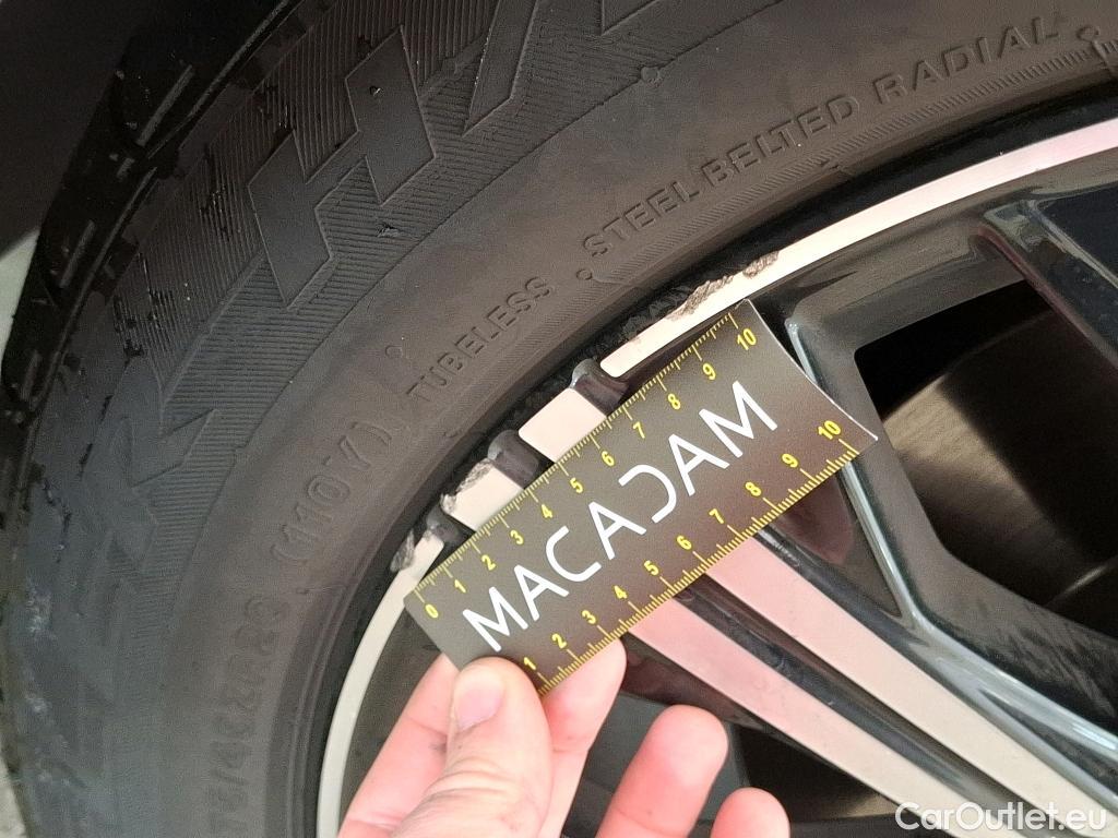  Volvo  XC90 VOLVO  / 2019 / 5P / SUV Recharge T8 AWD GT 8 Inscription #3