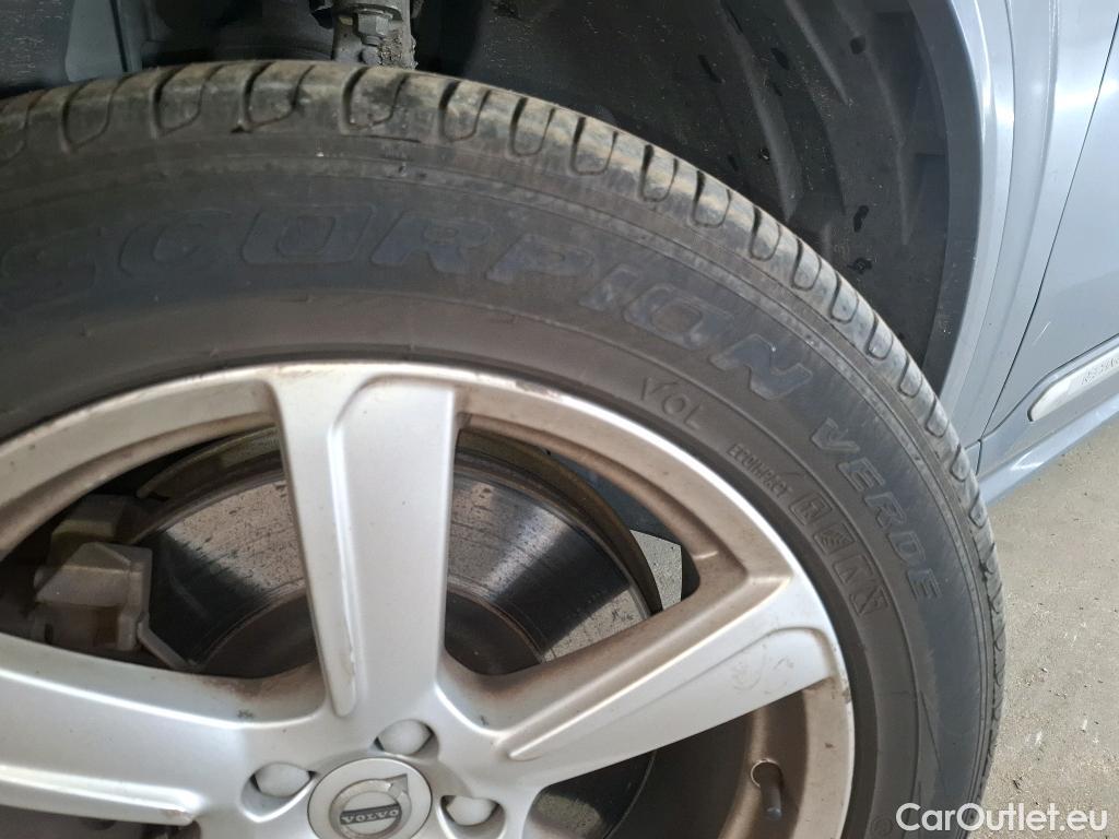  Volvo  XC90 VOLVO  / 2019 / 5P / SUV Recharge T8 AWD GT 8 Inscription Busi #60