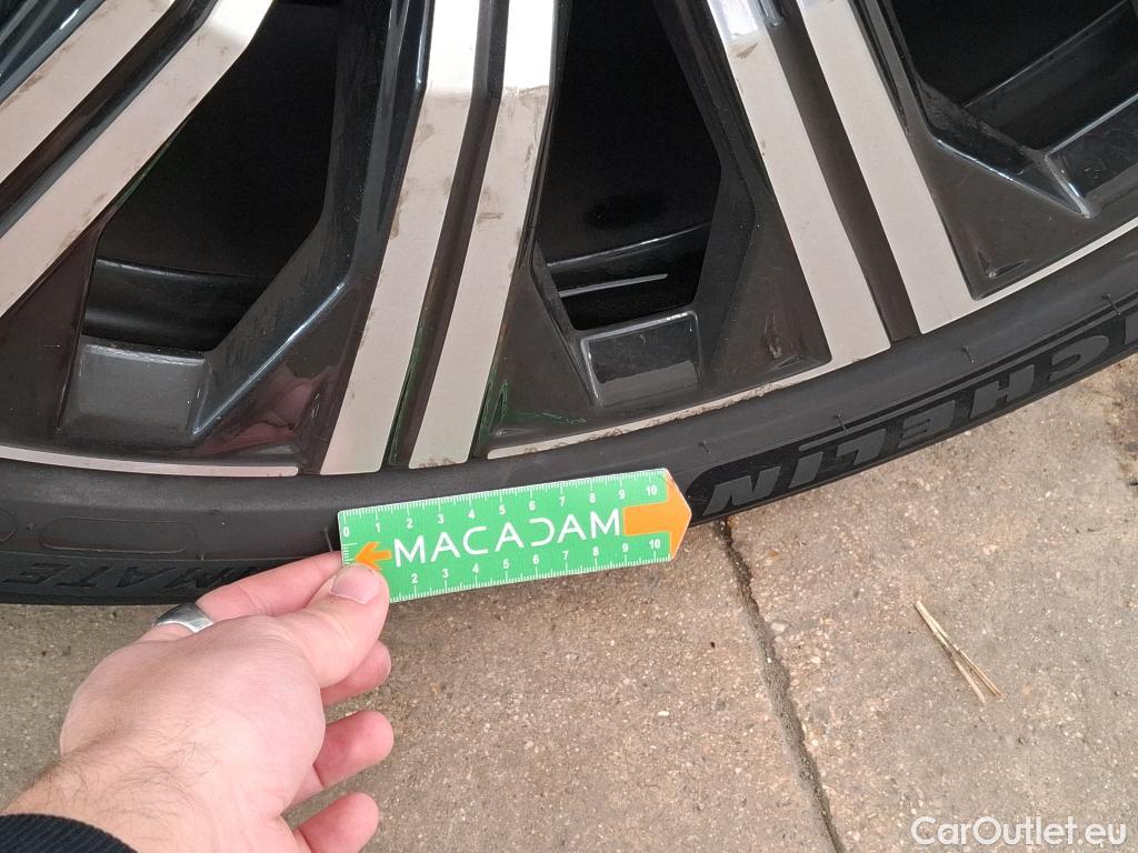  Volvo  XC90  Inscription Recharge Plug-In Hybrid AWD 2.0 T8 Twin Engine #10