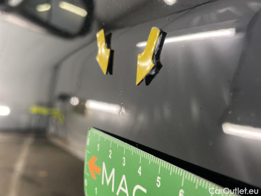  Tesla  Model Y TESLA  / 2020 / 5P / SUV Performance Dual-Motor AWD #2