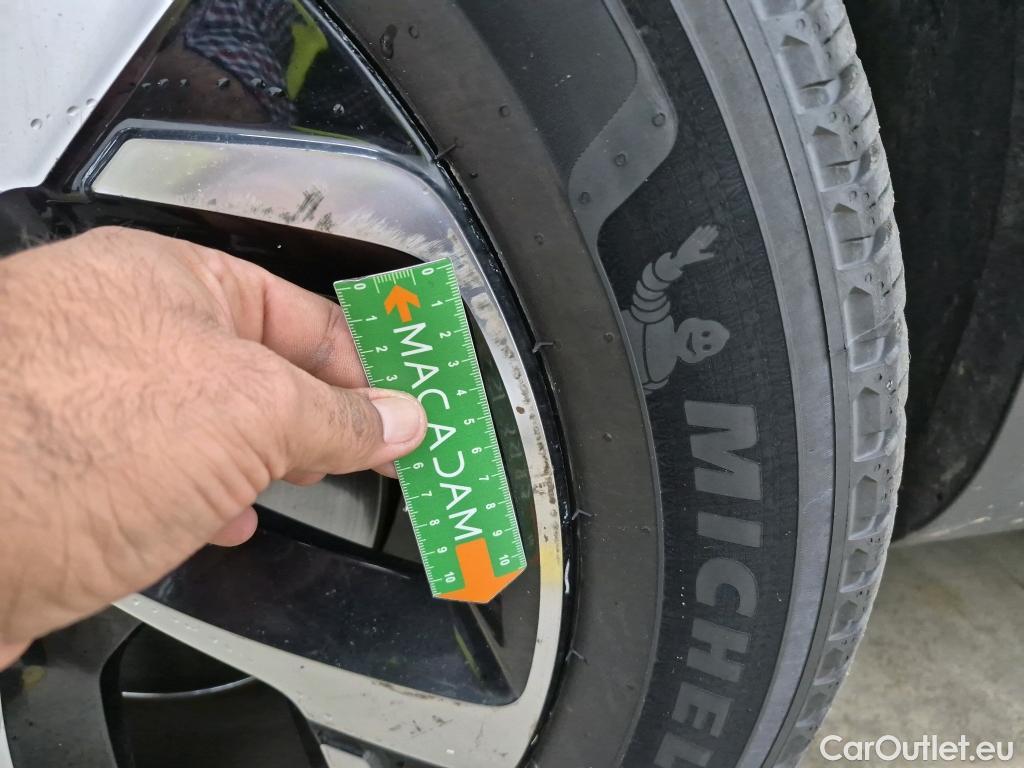  Citroen  C5 CITROEN  Aircross / 2018 / 5P / SUV Hybrid 225 ë-EAT8 Business + #20