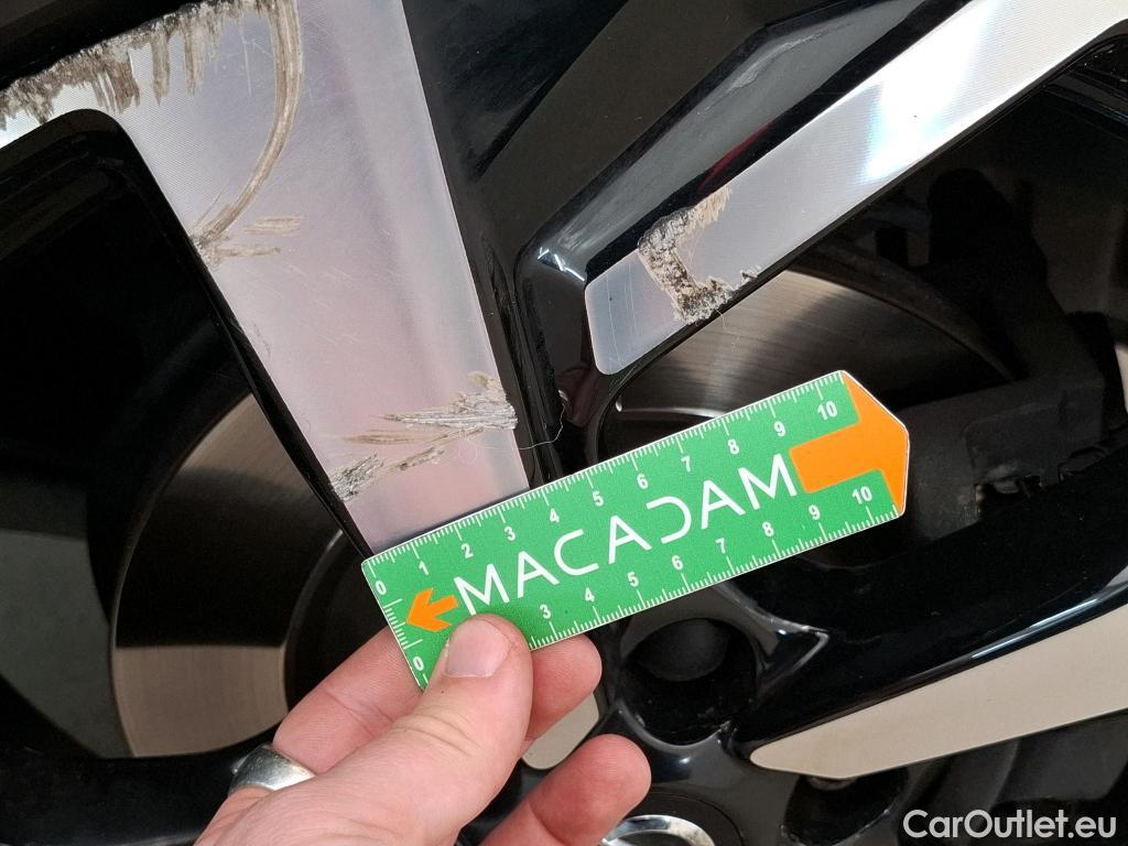  Nissan  Qashqai NISSAN  / 2017 / 5P / Crossover 1.3 DIG-T 160 DCT Tekna #47