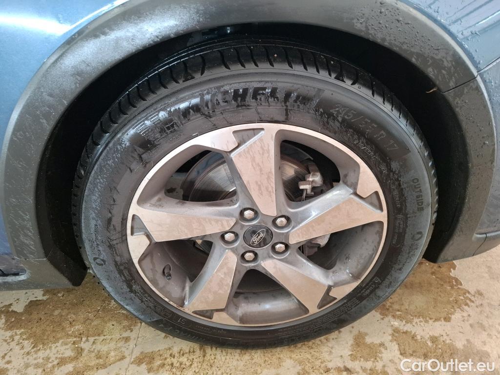  Ford  Focus FORD  / 2018 / 5P / Crossover 1.0 Flexifuel hybrid 125 Active Business #28