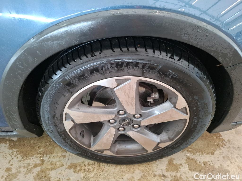  Ford  Focus FORD  / 2018 / 5P / Crossover 1.0 Flexifuel hybrid 125 Active Business #27