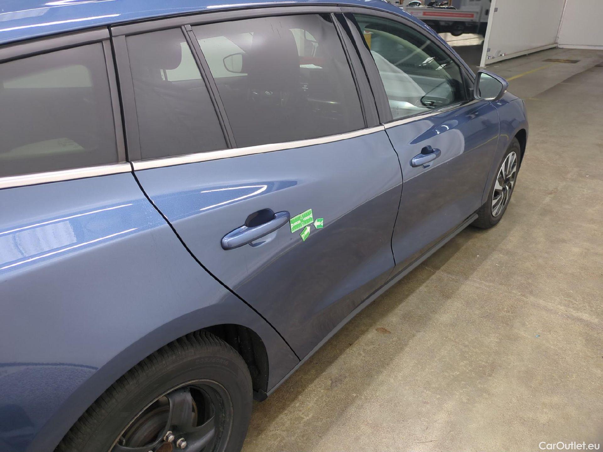  Ford  Focus FORD  SW / 2021 / 5P / Break 1.0 Flexi mHEV 125 Titani X Busin Pshift #32