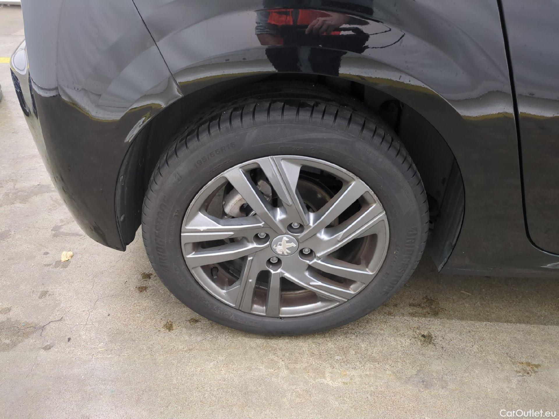  Peugeot  208  Active Pack 1.5 HDi 100CV BVM6 E6d #8