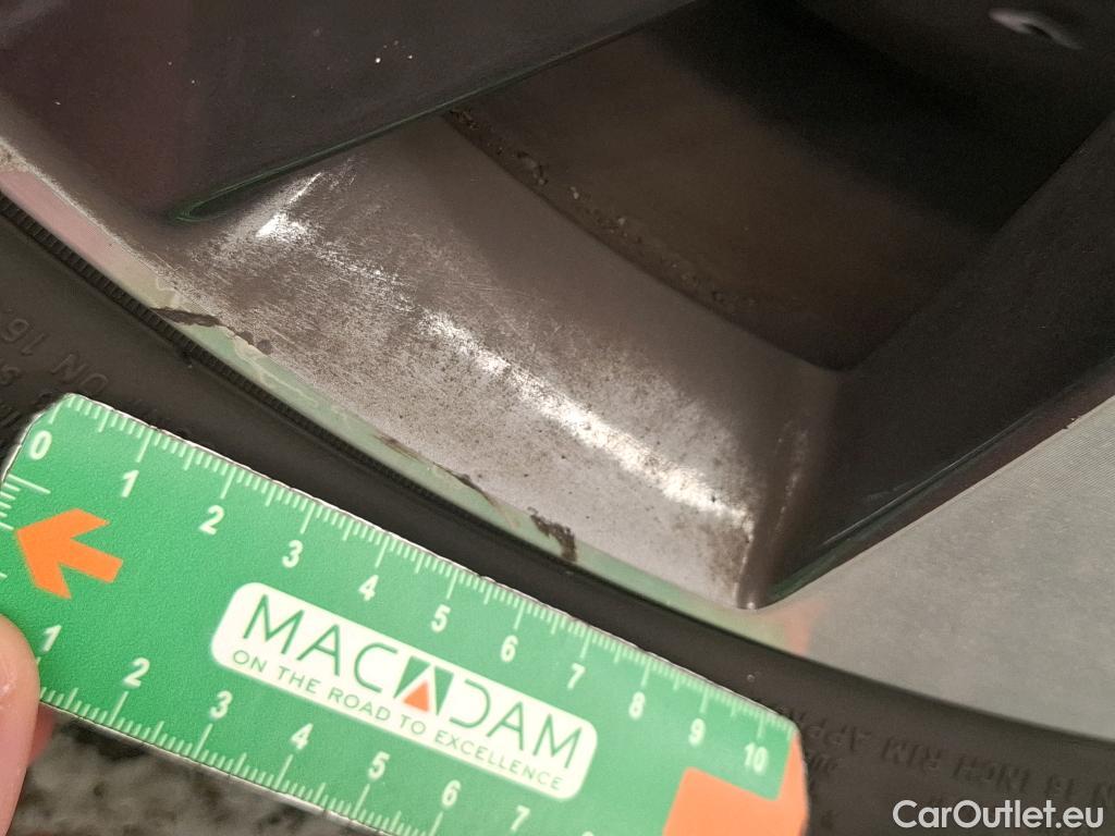  Peugeot  2008  Allure Business 1.2 PureTech 110CV BVM6 E6dT #35