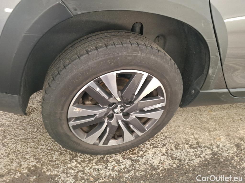  Peugeot  2008  Allure Business 1.2 PureTech 110CV BVM6 E6dT #25