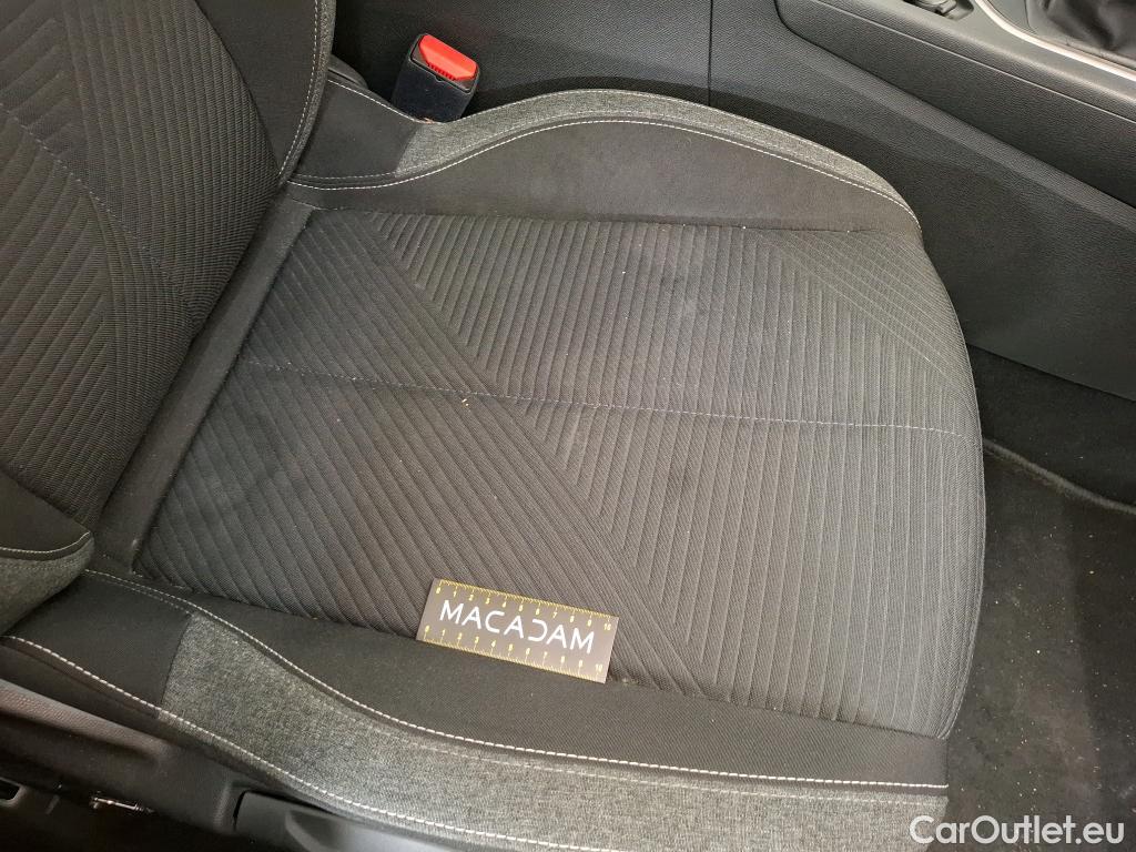  Peugeot  308 PEUGEOT  SW  2021  5P  Break BlueHDi 130 ACTIVE PACK #37