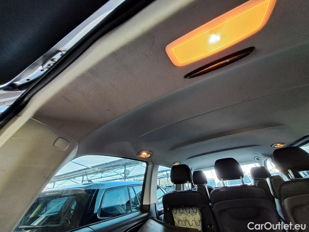  Mercedes  Vito MERCEDES-BENZ  Tourer Long 4p Combi 114 CDI Long Select #44