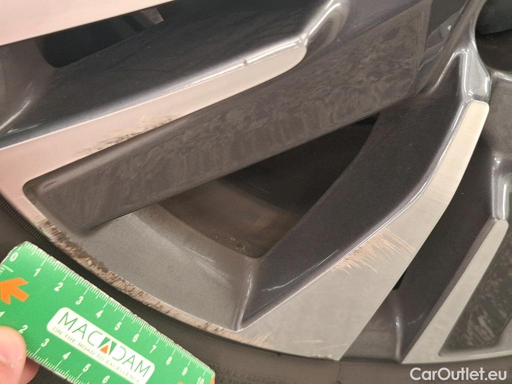  Peugeot  2008  Allure Business 1.2 PureTech 110CV BVM6 E6dT #17