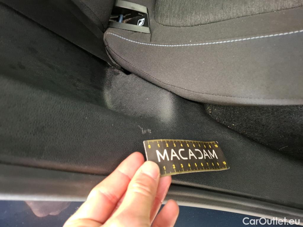  Ford  Focus FORD  / 2018 / 5P / Crossover 1.0 Flexifuel hybrid 125 Active Business #23