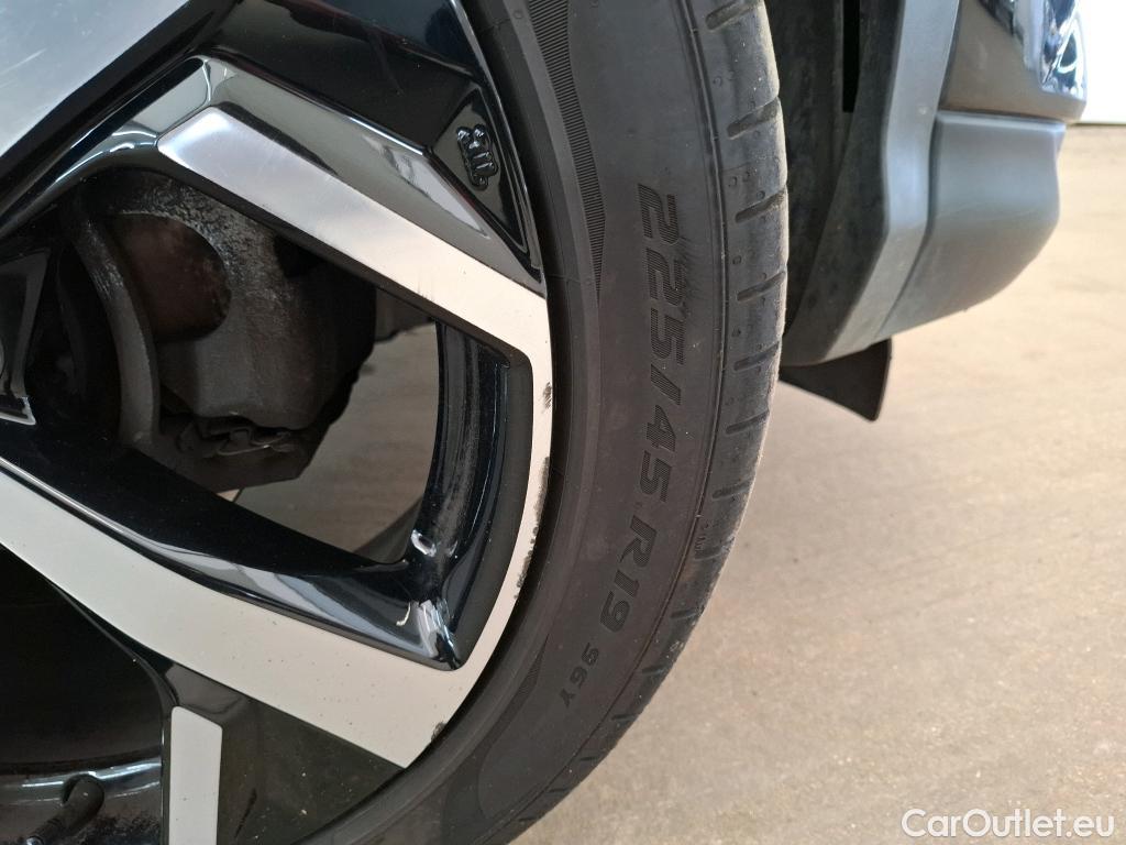  Nissan  Qashqai NISSAN  / 2017 / 5P / Crossover 1.3 DIG-T 160 DCT Tekna #22