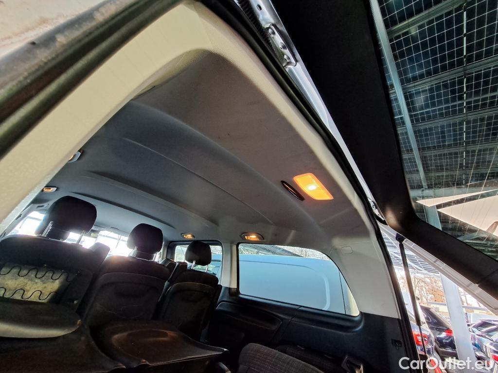  Mercedes  Vito MERCEDES-BENZ  Tourer Long 4p Combi 114 CDI Long Select #43