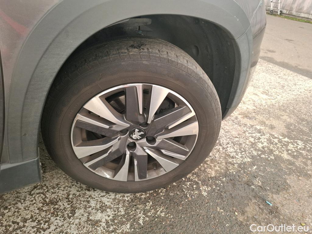  Peugeot  2008  Allure Business 1.2 PureTech 110CV BVM6 E6dT #31