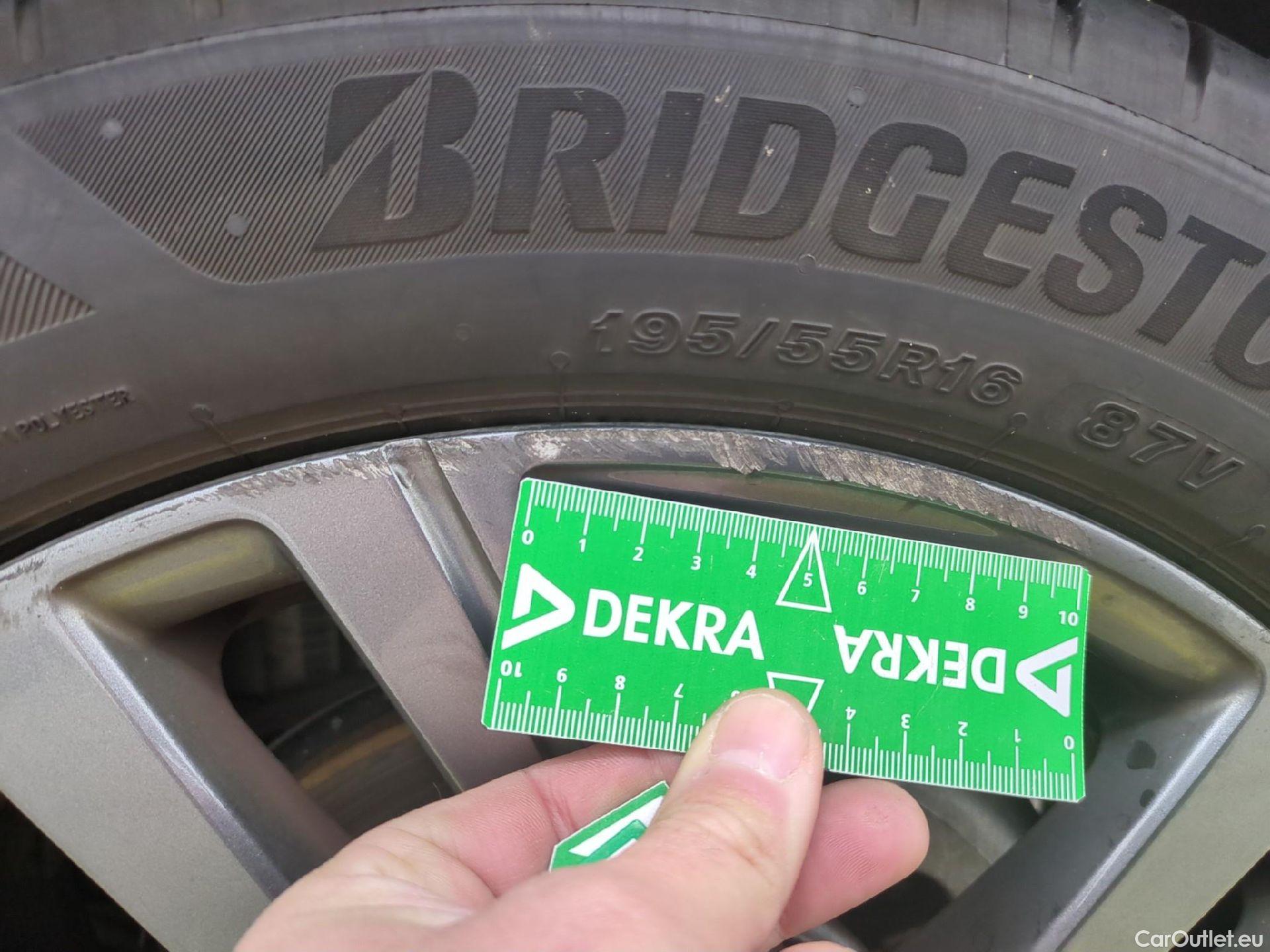  Peugeot  208  Active Pack 1.5 HDi 100CV BVM6 E6d #5