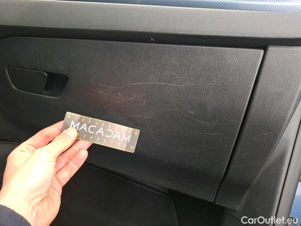  Ford  Focus FORD  / 2018 / 5P / Crossover 1.0 Flexifuel hybrid 125 Active Business #18