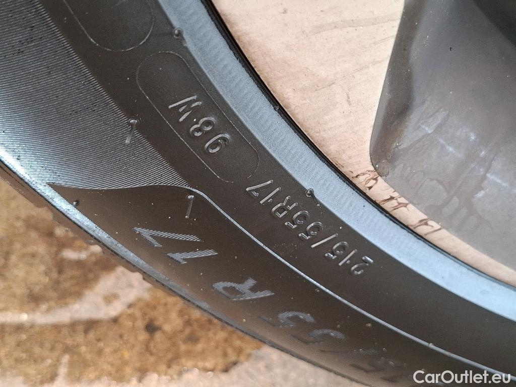  Ford  Focus FORD  / 2018 / 5P / Crossover 1.0 Flexifuel hybrid 125 Active Business #17