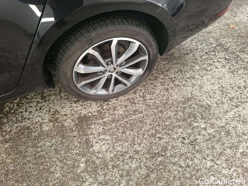  Skoda  Octavia SKODA  Combi 5p Break 2.0 TDI SCR 150 Edition #13