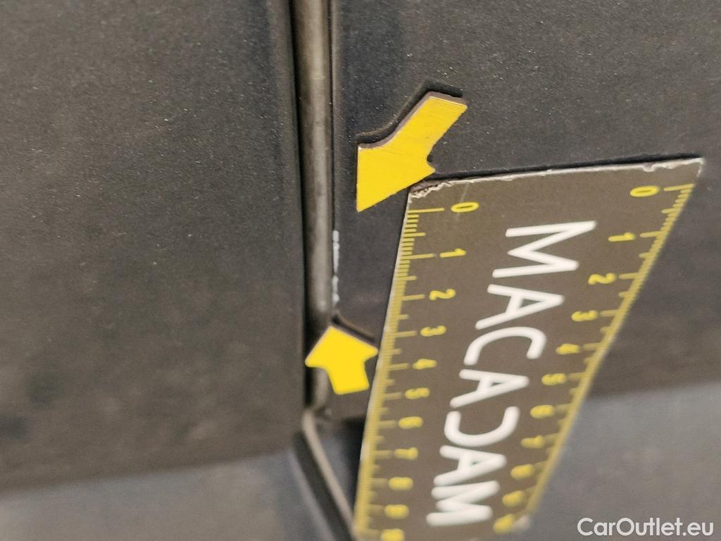  Renault  Megane  IV Berline 5 ptes. Business 1.5 dCi 115CV BVM6 E6d #38