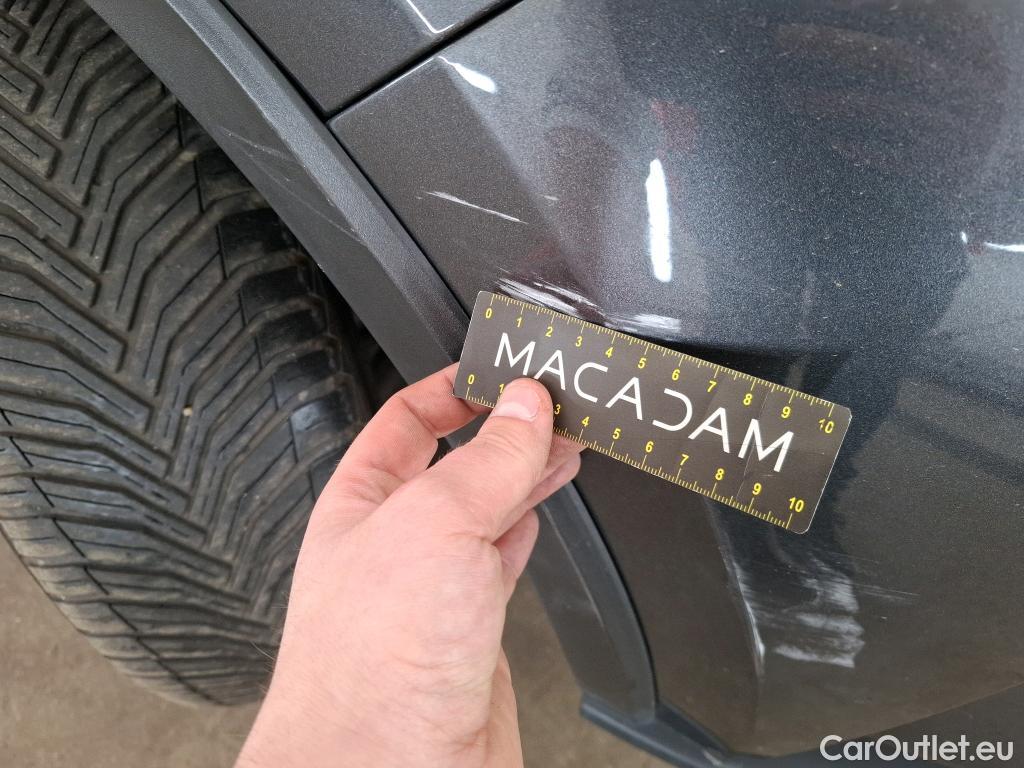  Toyota  C-HR TOYOTA  / 2016 / 5P / SUV 1.8 HYBRIDE 122 DYNAMIC BUSINESS #9