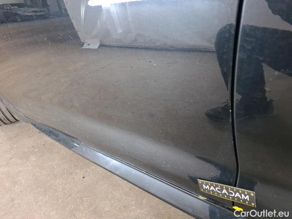  Toyota  Corolla TOYOTA  / 2018 / 5P / Berline Hybride 122h Dynamic Business Stage Acad #2