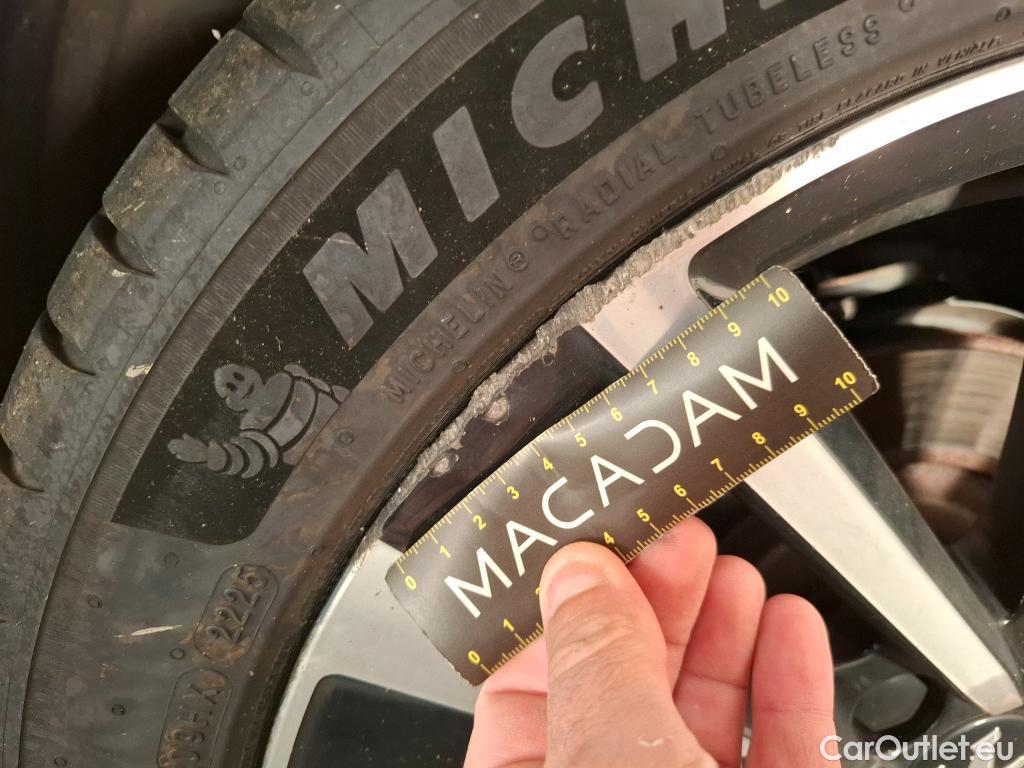  Peugeot  508 PEUGEOT  SW / 2018 / 5P / Break BlueHDi 130 S&S EAT8 GT #2