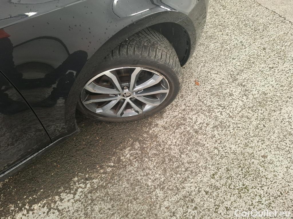  Skoda  Octavia SKODA  Combi 5p Break 2.0 TDI SCR 150 Edition #1