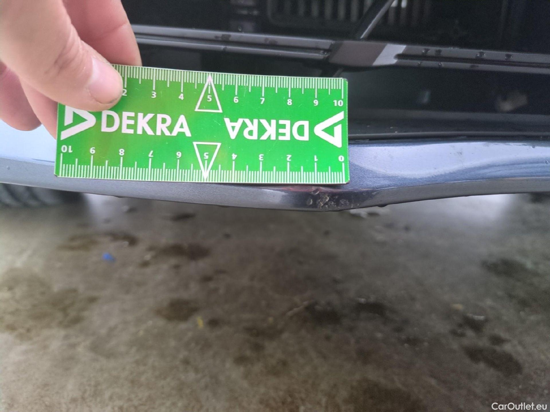  Renault  Megane RENAULT Mégane Berline / 2020 / 5P / Berline Business TCe 140 EDC FAP -21B #12