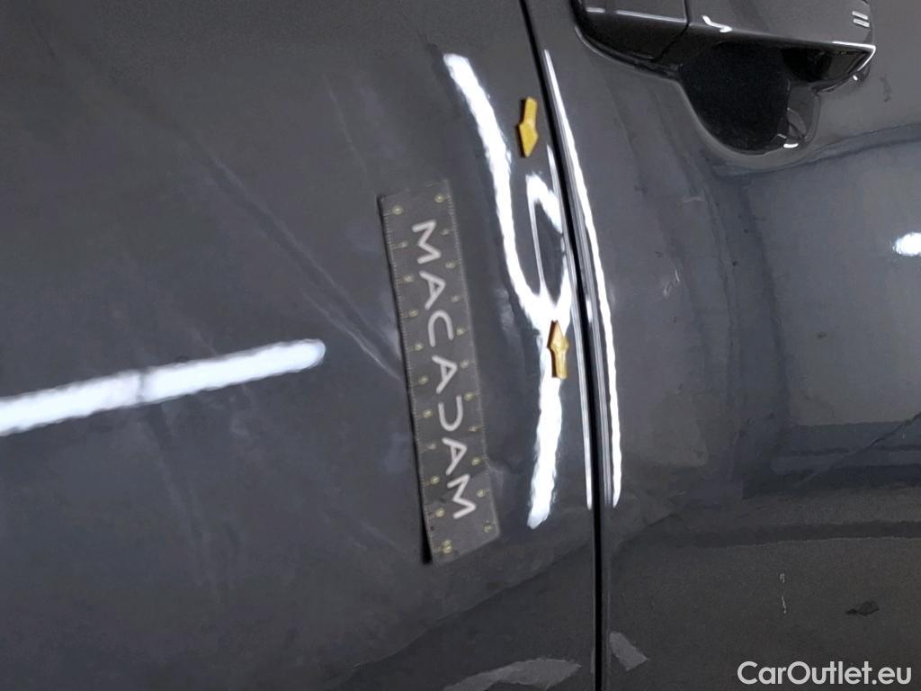  Toyota  C-HR TOYOTA  / 2016 / 5P / SUV 1.8 HYBRIDE 122 DYNAMIC BUSINESS #3