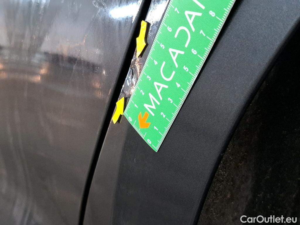  Volkswagen  Passat  Berline Business 2.0 TDI 150CV BVA7 E6dT #9