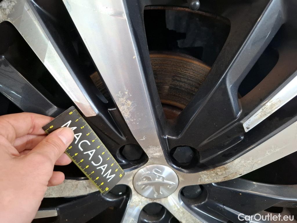  Peugeot  5008  Allure 1.5 HDi 130CV BVA8 E6d #4