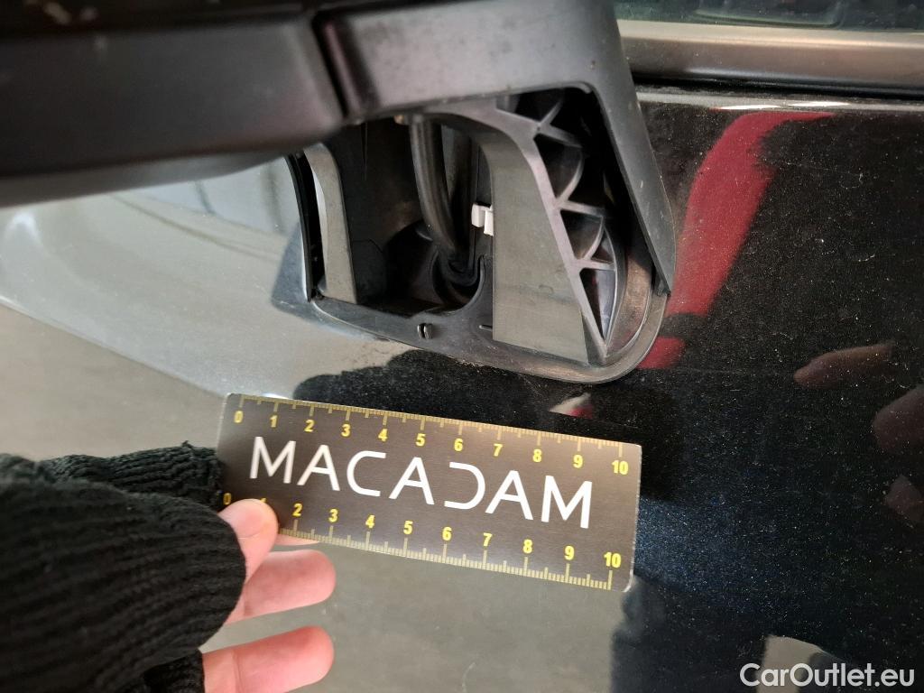  Toyota  Corolla TOYOTA  / 2018 / 5P / Berline Hybride 122h Dynamic Business Stage Acad #1