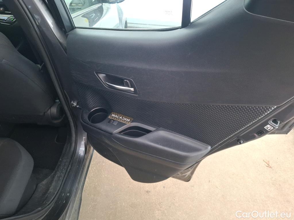  Toyota  C-HR TOYOTA  / 2016 / 5P / SUV 1.8 HYBRIDE 122 DYNAMIC BUSINESS #16