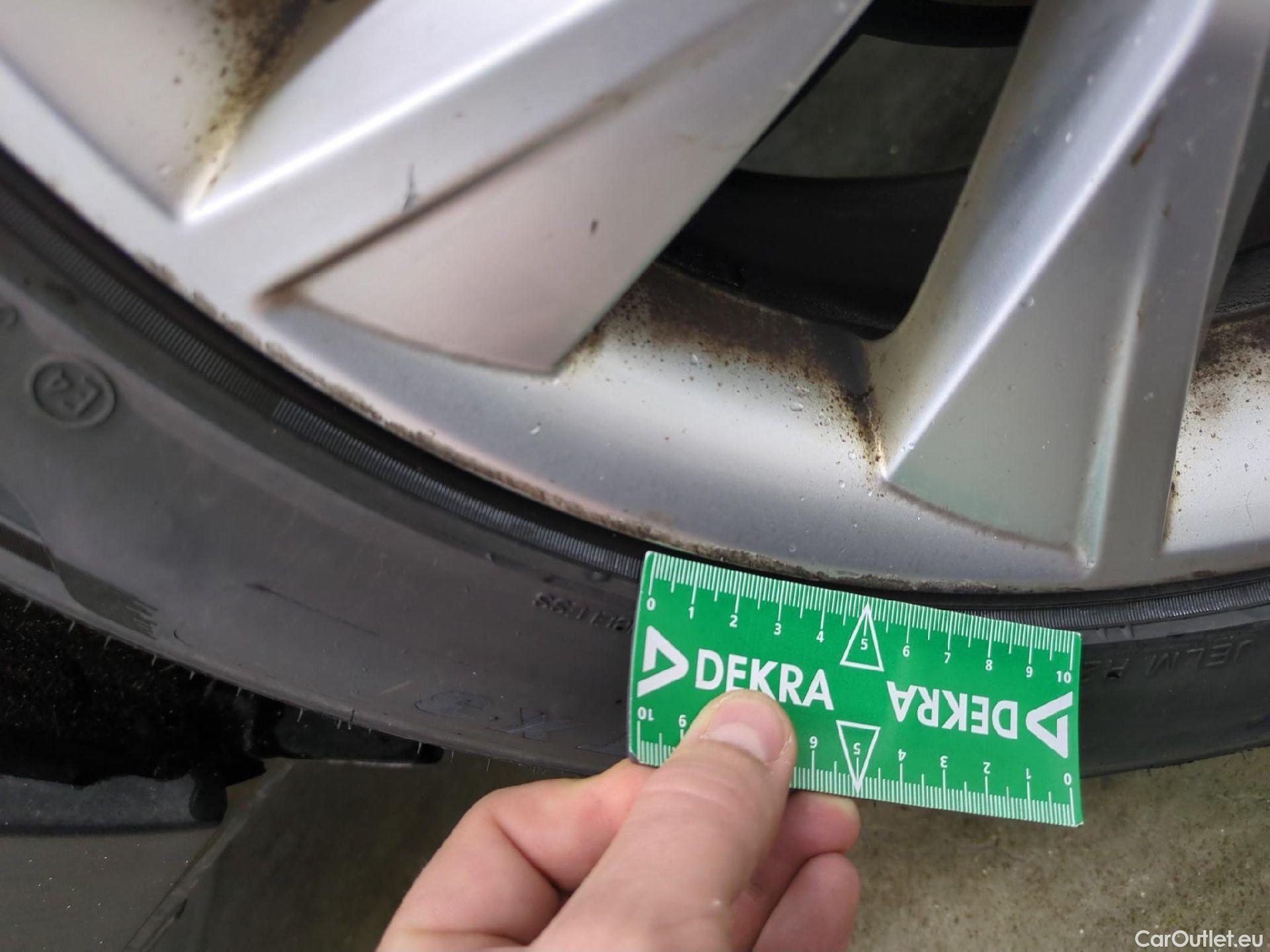  Seat  ATECA SEAT  / 2020 / 5P / SUV 1.0 TSI 115 S&S Style Business TVU #34