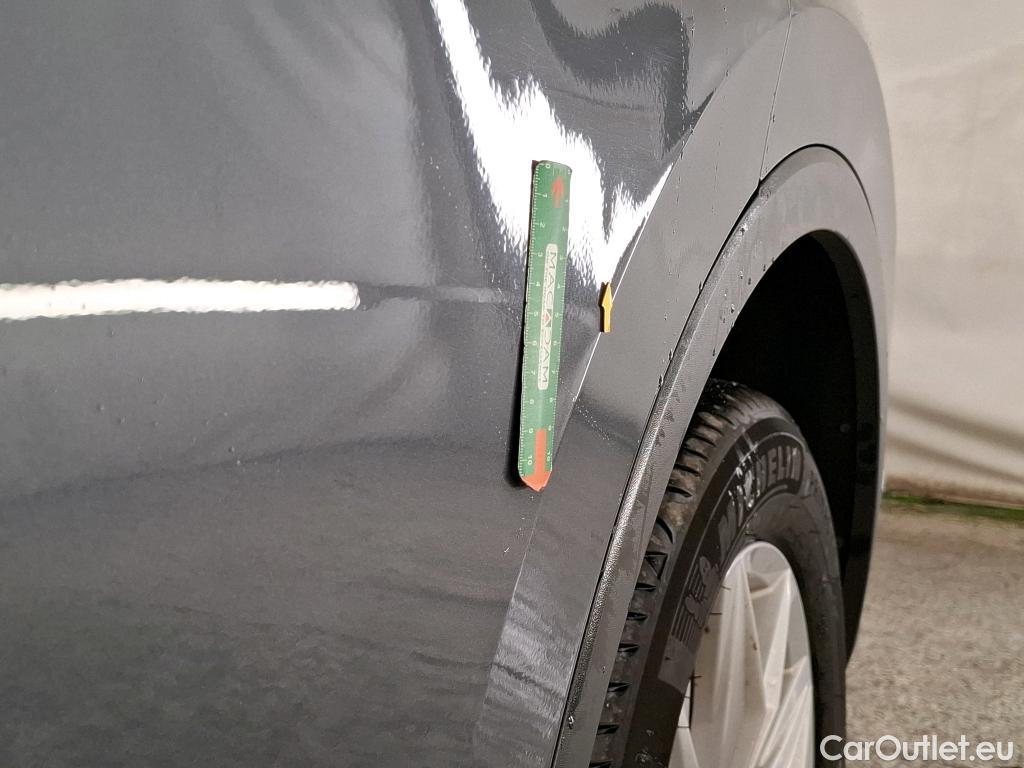  Volkswagen  Tiguan VOLKSWAGEN  Allspace / 2017 / 5P / SUV 2.0 TDI 150 DSG7 Carat #22