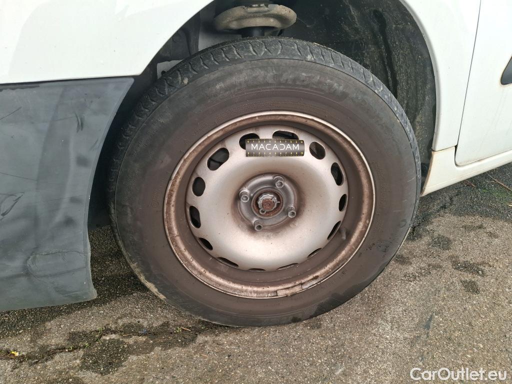  Citroen  Berlingo  Fourgon Club L1 (Court) 1.6 BlueHDi 100CV BVM5 E6 #14