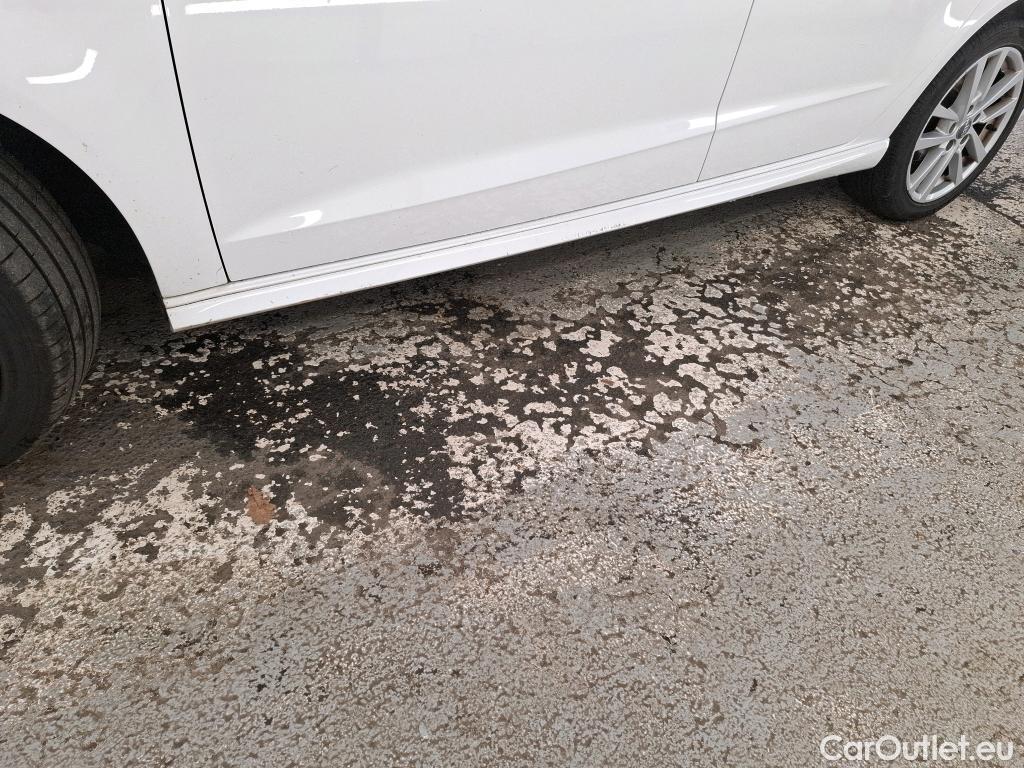  Audi  A3 AUDI  Sportback e-tron / 2016 / 5P / Berline 40 e-tron S TRONIC BUSINESS LINE #5