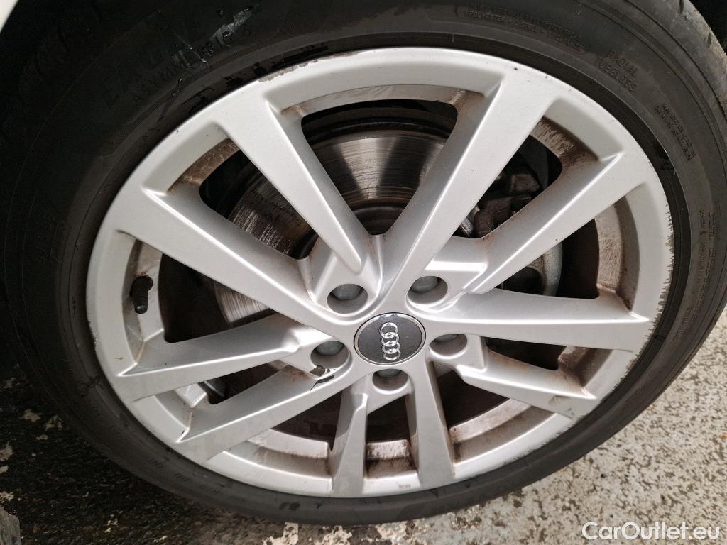  Audi  A3 AUDI  Sportback e-tron / 2016 / 5P / Berline 40 e-tron S TRONIC BUSINESS LINE #21