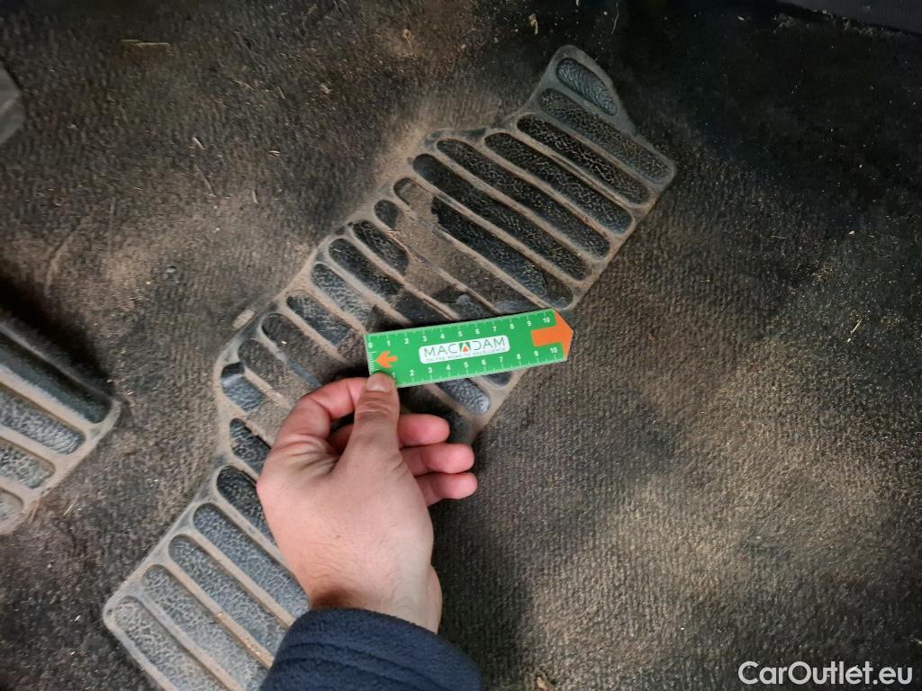  Renault  Clio  IV Air MediaNav 1.5 dCi 90CV BVM5 E6 #10