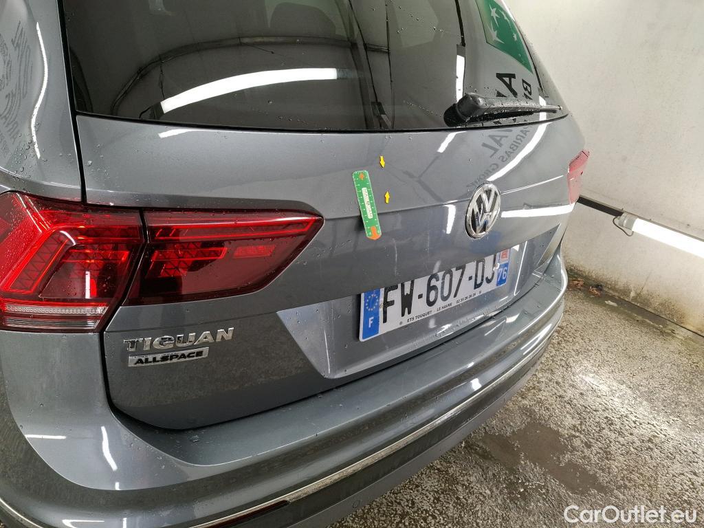  Volkswagen  Tiguan VOLKSWAGEN  Allspace / 2017 / 5P / SUV 2.0 TDI 150 DSG7 Carat #33