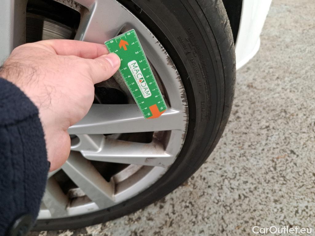  Audi  A3 AUDI  Sportback e-tron / 2016 / 5P / Berline 40 e-tron S TRONIC BUSINESS LINE #23