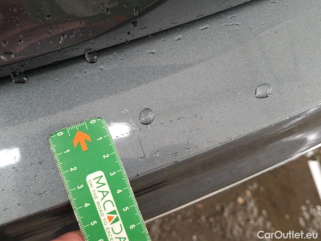  Volkswagen  Tiguan VOLKSWAGEN  Allspace / 2017 / 5P / SUV 2.0 TDI 150 DSG7 Carat #9