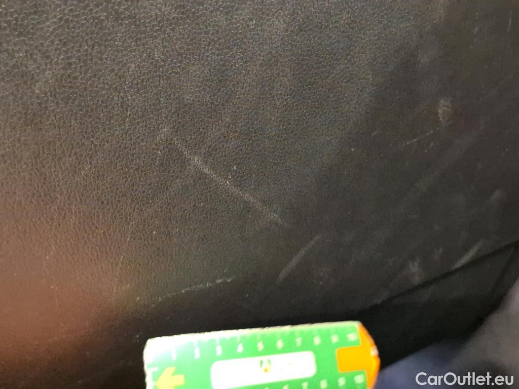  Volkswagen  Tiguan VOLKSWAGEN  Allspace / 2017 / 5P / SUV 2.0 TDI 150 DSG7 Carat #13