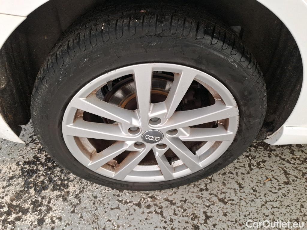  Audi  A3 AUDI  Sportback e-tron / 2016 / 5P / Berline 40 e-tron S TRONIC BUSINESS LINE #16