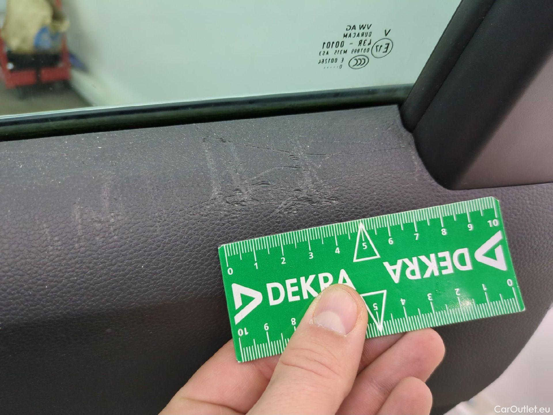  Seat  ATECA SEAT  / 2020 / 5P / SUV 1.0 TSI 115 S&S Style Business TVU #39