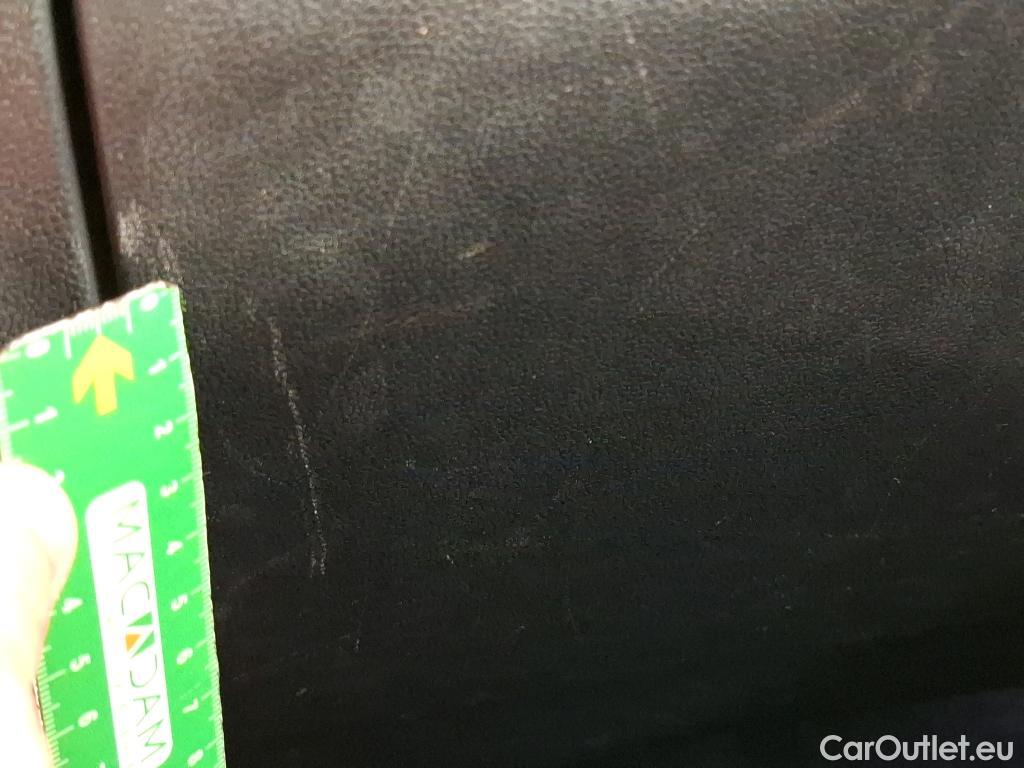  Volkswagen  Tiguan VOLKSWAGEN  Allspace / 2017 / 5P / SUV 2.0 TDI 150 DSG7 Carat #12