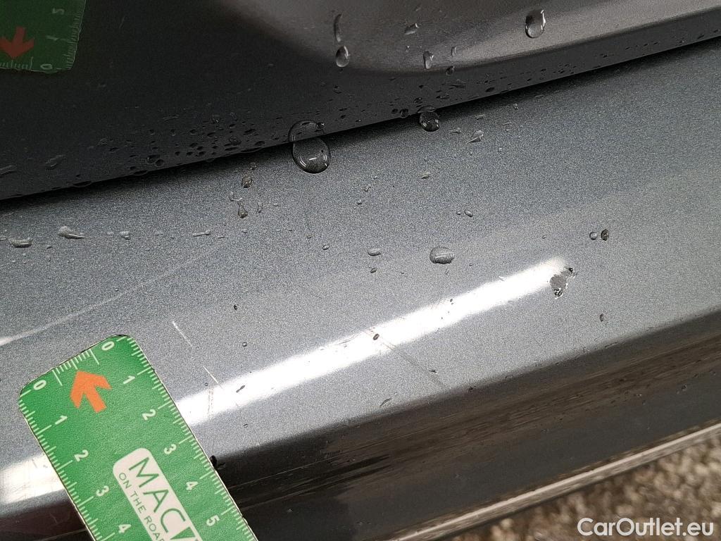  Volkswagen  Tiguan VOLKSWAGEN  Allspace / 2017 / 5P / SUV 2.0 TDI 150 DSG7 Carat #6